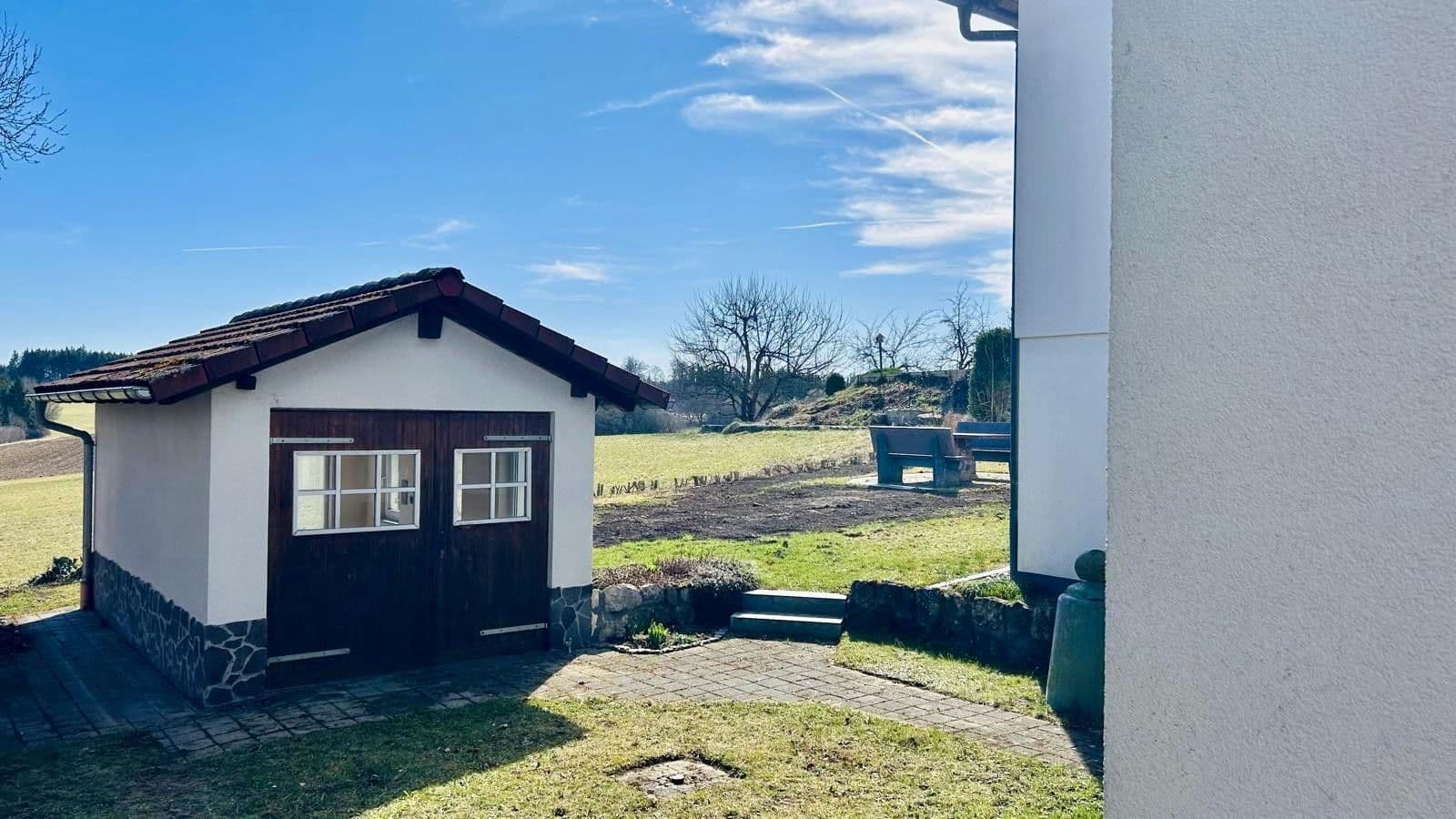 Prodej domu 174 m², pozemek 600 m², Sonnenstraße 11, Stetten am kalten Markt, Bádensko-Württembersko Prodej domu 174 m², pozemek 600 m², Sonnenstraße 11, Stetten am kalten Markt, Bádensko-Württembersko