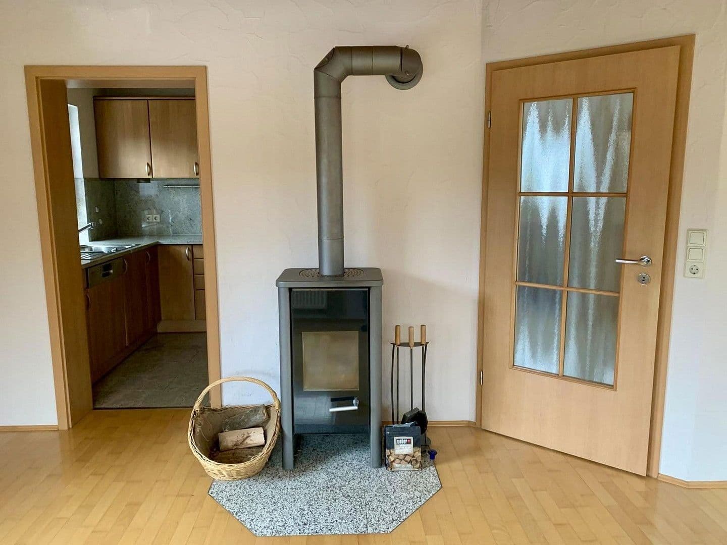 Prodej domu 174 m², pozemek 600 m², Sonnenstraße 11, Stetten am kalten Markt, Bádensko-Württembersko Prodej domu 174 m², pozemek 600 m², Sonnenstraße 11, Stetten am kalten Markt, Bádensko-Württembersko