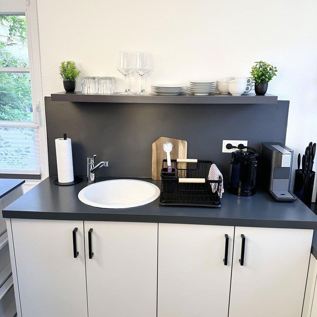 Pronájem bytu 2+1 43 m², Stuttgart, Bádensko-Württembersko Pronájem bytu 2+1 43 m², Stuttgart, Bádensko-Württembersko