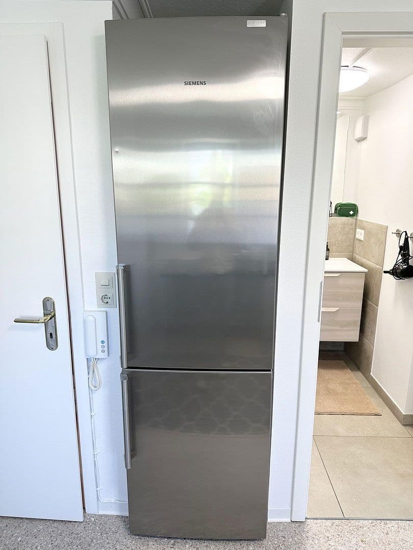 Pronájem bytu 2+1 43 m², Stuttgart, Bádensko-Württembersko Pronájem bytu 2+1 43 m², Stuttgart, Bádensko-Württembersko