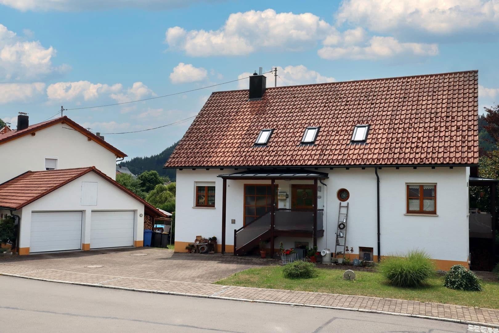 Prodej domu 210 m², pozemek 1.295 m², Reichenbach am Heuberg, Bádensko-Württembersko Prodej domu 210 m², pozemek 1.295 m², Reichenbach am Heuberg, Bádensko-Württembersko