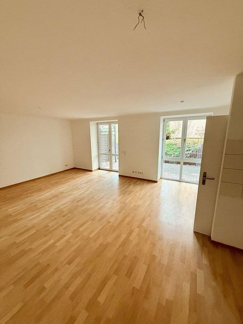 Pronájem bytu 2+1 77 m², Heinrich-Heine-Straße 48, Storkow (Mark), Braniborsko Pronájem bytu 2+1 77 m², Heinrich-Heine-Straße 48, Storkow (Mark), Braniborsko
