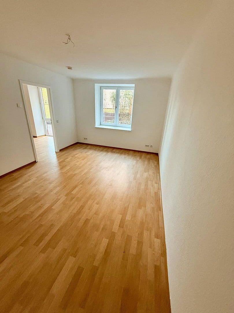 Pronájem bytu 2+1 77 m², Heinrich-Heine-Straße 48, Storkow (Mark), Braniborsko Pronájem bytu 2+1 77 m², Heinrich-Heine-Straße 48, Storkow (Mark), Braniborsko