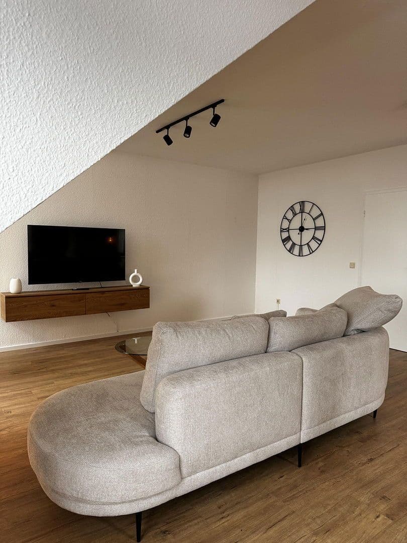Pronájem bytu 2+1 67 m², Aschaffenburg, Bavorsko Pronájem bytu 2+1 67 m², Aschaffenburg, Bavorsko
