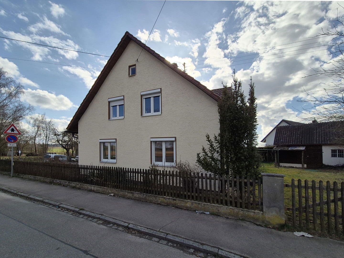 Prodej domu 165 m², pozemek 690 m², Horgau, Bavorsko Prodej domu 165 m², pozemek 690 m², Horgau, Bavorsko