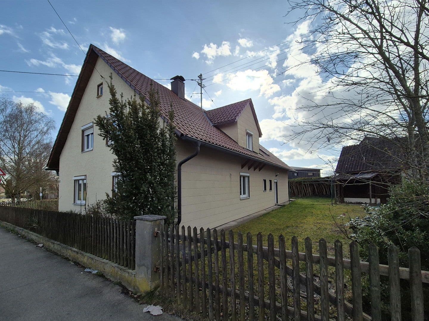 Prodej domu 165 m², pozemek 690 m², Horgau, Bavorsko Prodej domu 165 m², pozemek 690 m², Horgau, Bavorsko