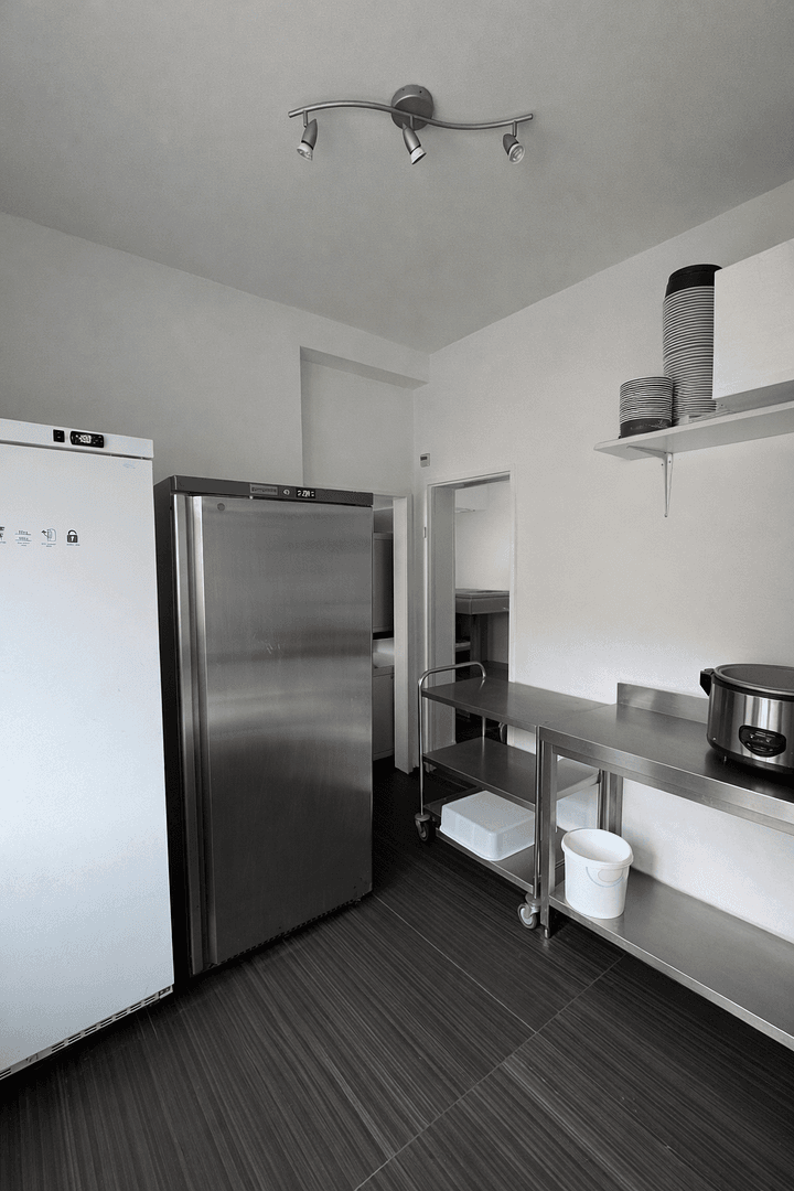 Pronájem nebytového prostoru 155 m², Frankfurt am Main, Hessen Pronájem nebytového prostoru 155 m², Frankfurt am Main, Hessen