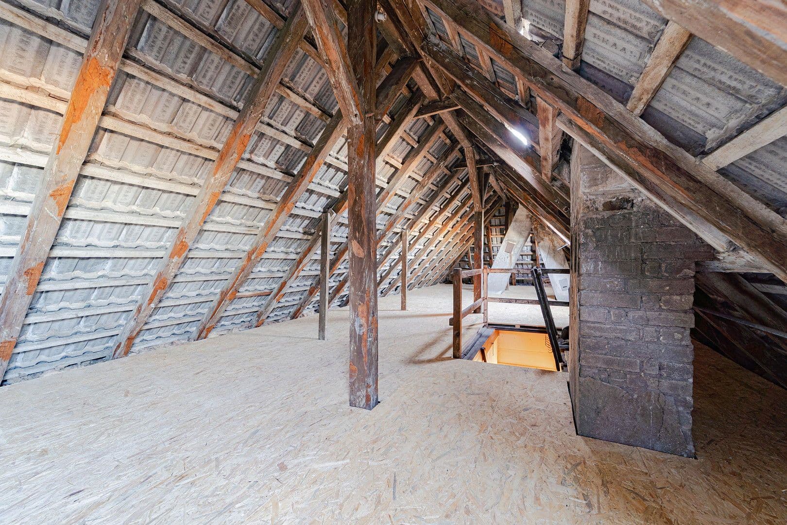 Prodej bytu 3+1 70 m², Schwartauer Allee 121, Lübeck, Šlesvicko-Holštýnsko Prodej bytu 3+1 70 m², Schwartauer Allee 121, Lübeck, Šlesvicko-Holštýnsko