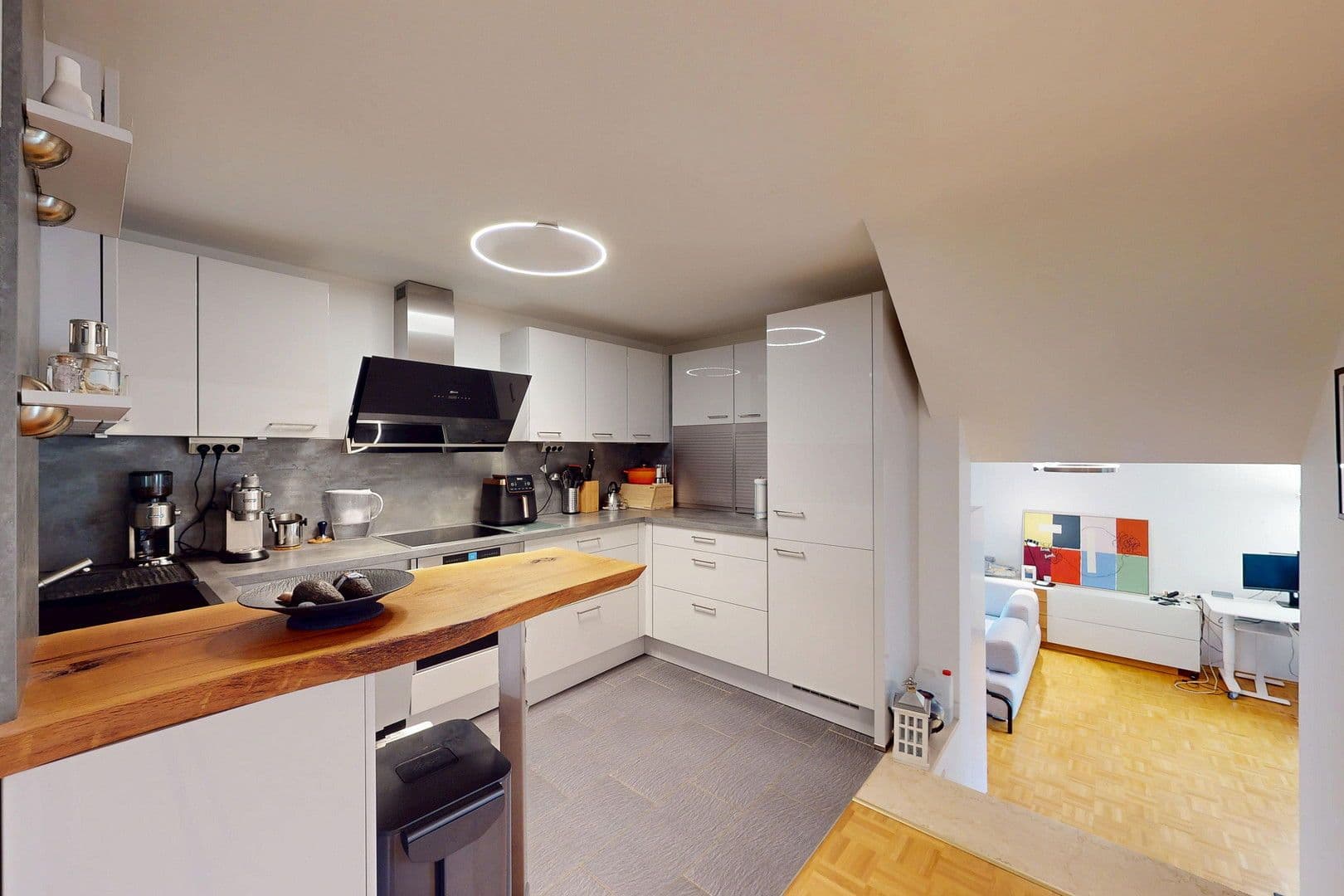 Prodej bytu 2+kk 114 m², Siegesstraße 22, München, Bavorsko Prodej bytu 2+kk 114 m², Siegesstraße 22, München, Bavorsko