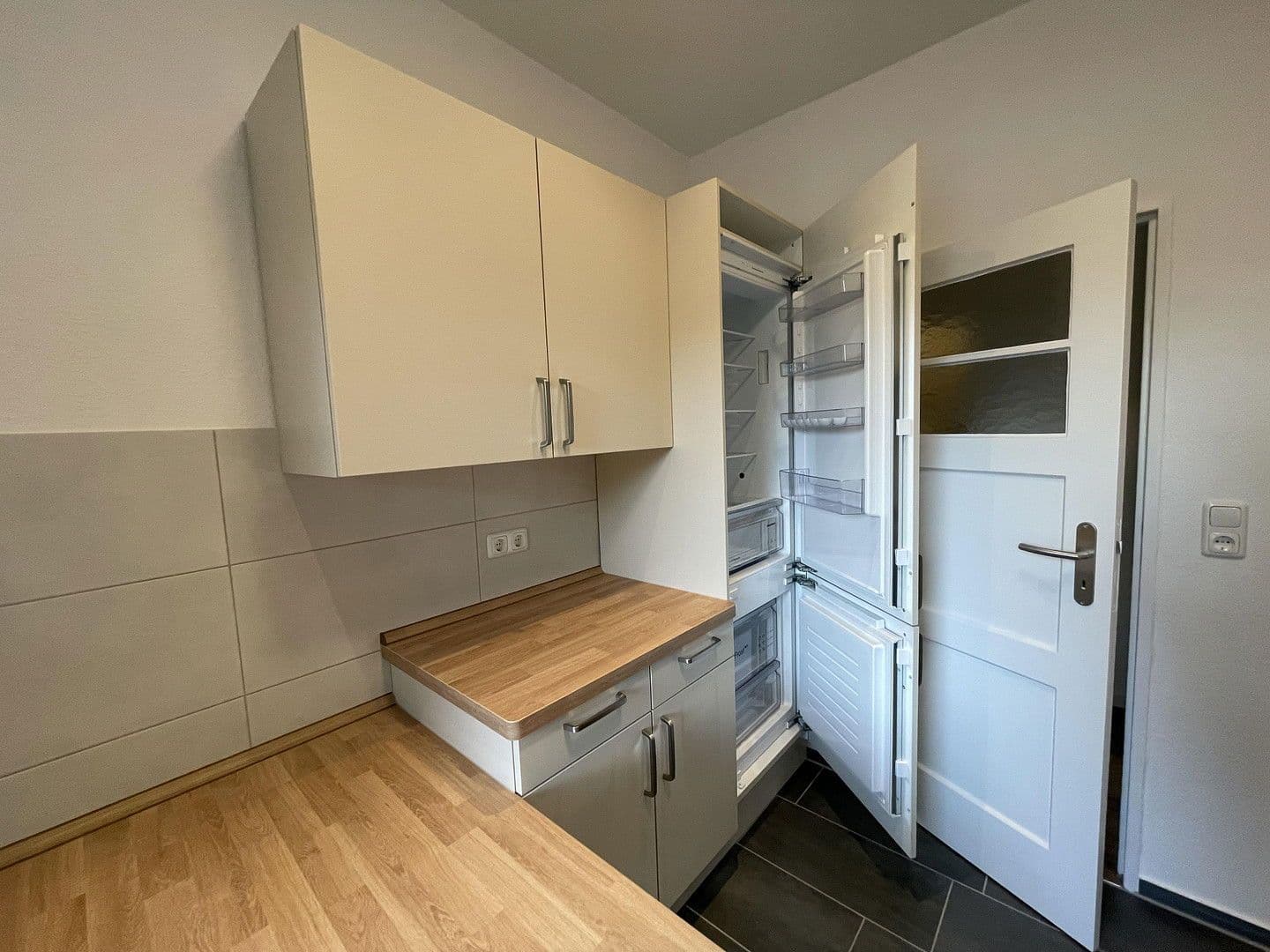 Pronájem bytu 3+1 69 m², Jacobiweg 6, Celle, Dolní Sasko Pronájem bytu 3+1 69 m², Jacobiweg 6, Celle, Dolní Sasko