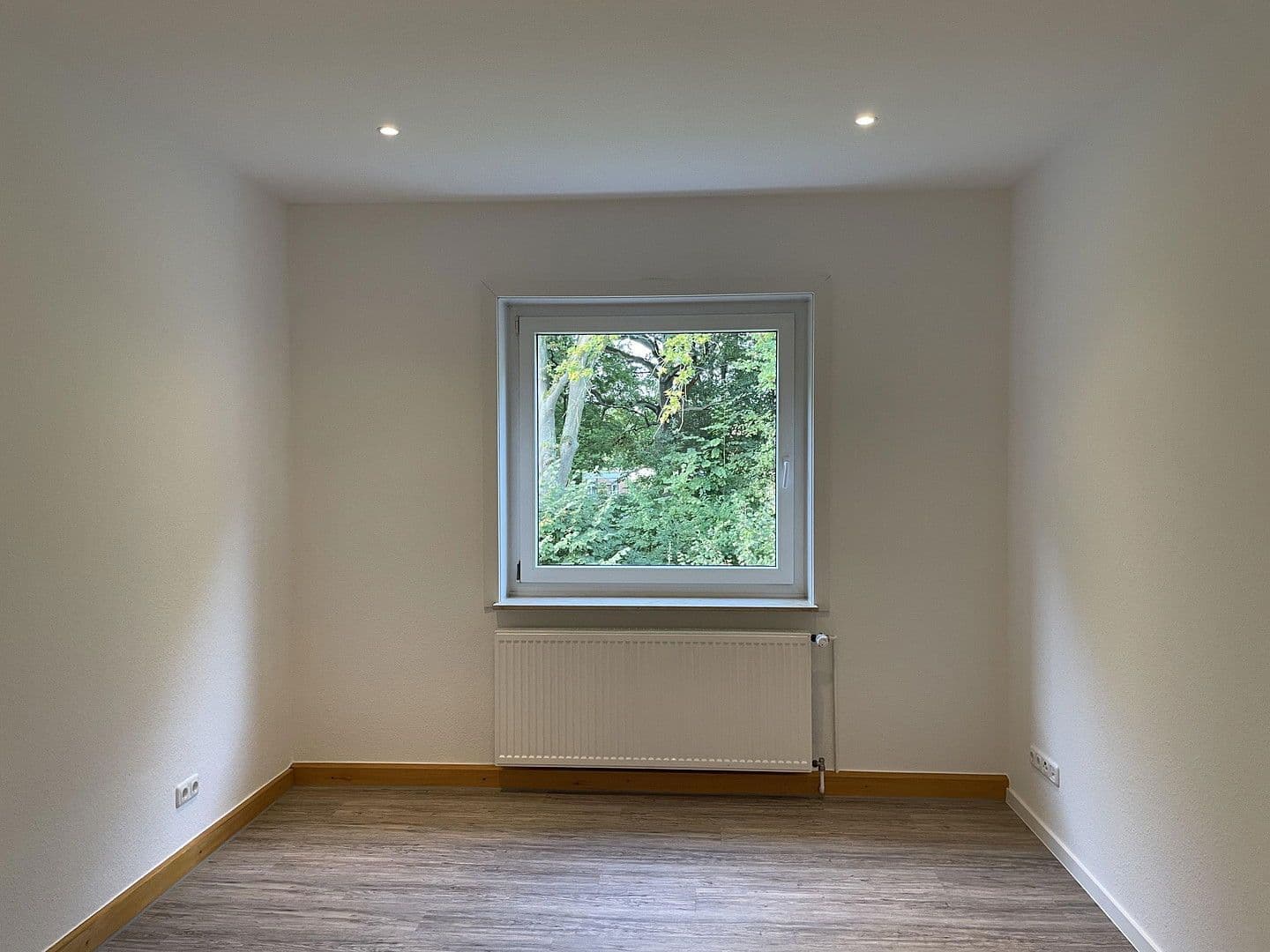 Pronájem bytu 3+1 69 m², Jacobiweg 6, Celle, Dolní Sasko Pronájem bytu 3+1 69 m², Jacobiweg 6, Celle, Dolní Sasko