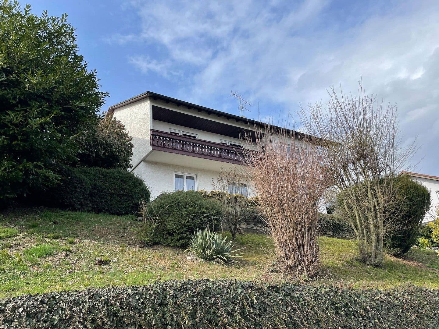 Prodej domu 200 m², pozemek 805 m², Neudenau, Bádensko-Württembersko Prodej domu 200 m², pozemek 805 m², Neudenau, Bádensko-Württembersko