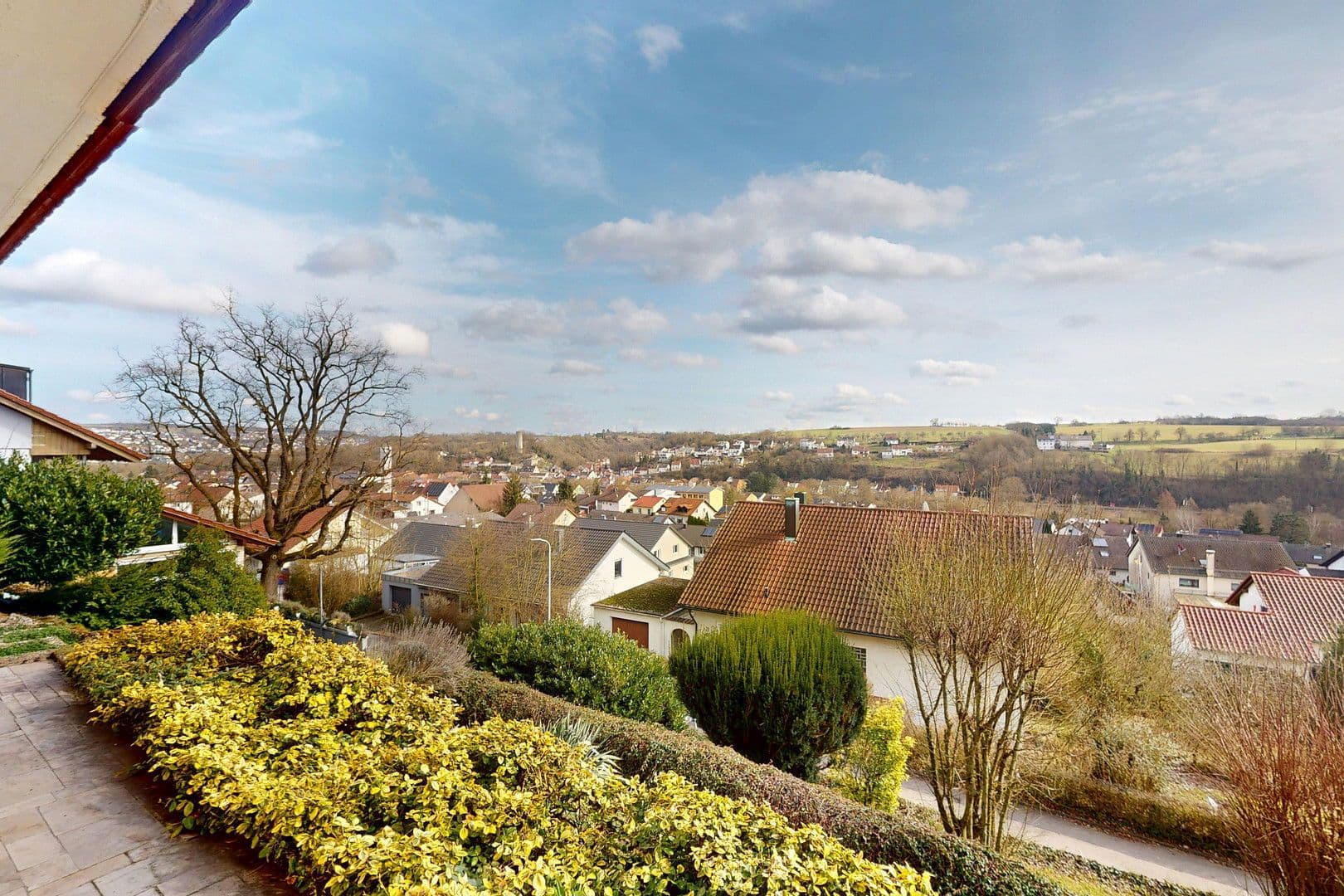 Prodej domu 200 m², pozemek 805 m², Neudenau, Bádensko-Württembersko Prodej domu 200 m², pozemek 805 m², Neudenau, Bádensko-Württembersko