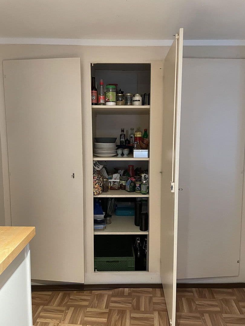 Pronájem bytu 2+1 54 m², Hauptstraße 220, Heidelberg, Bádensko-Württembersko Pronájem bytu 2+1 54 m², Hauptstraße 220, Heidelberg, Bádensko-Württembersko