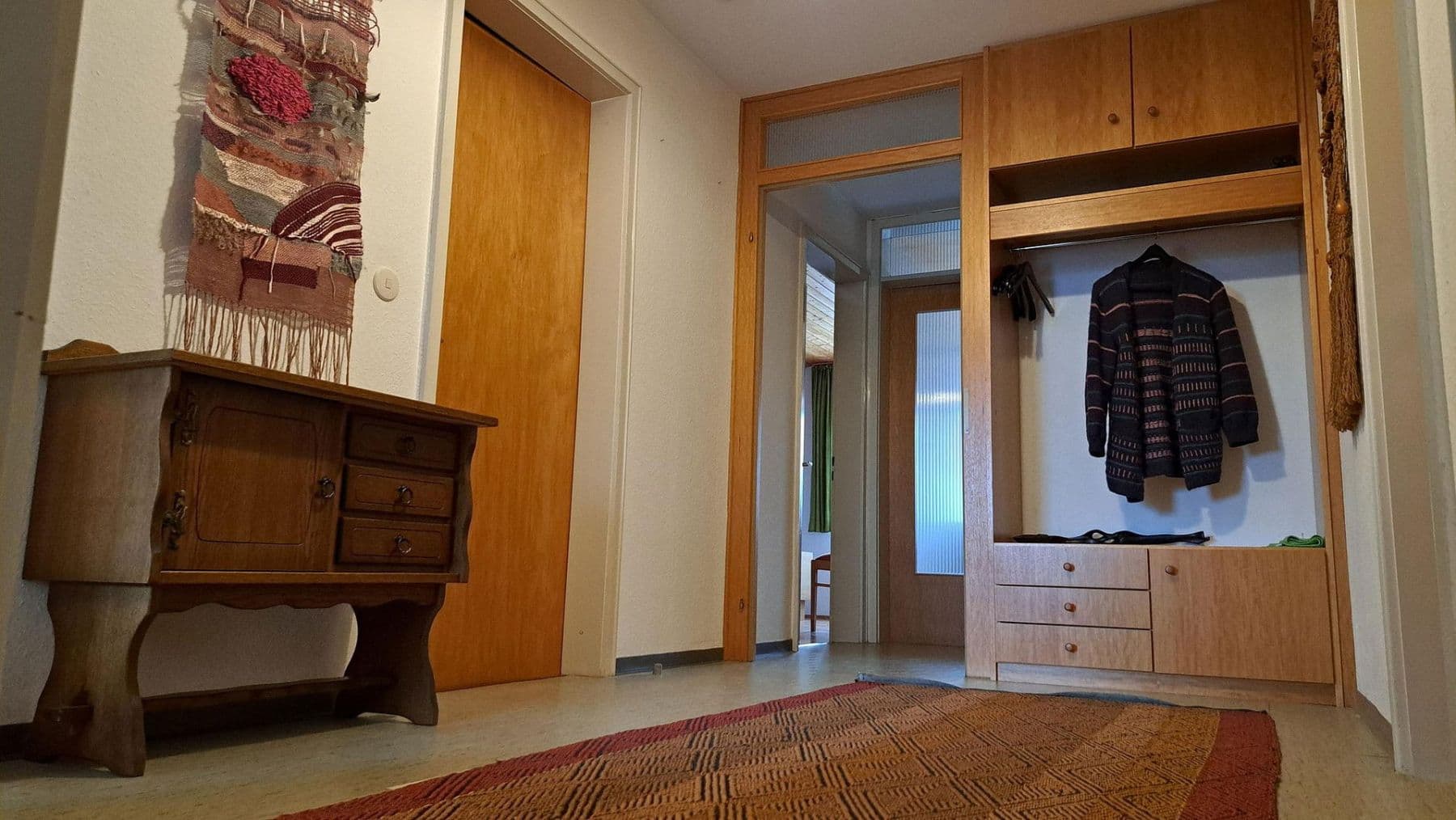 Prodej domu 200 m², pozemek 950 m², Bad Schussenried, Bádensko-Württembersko Prodej domu 200 m², pozemek 950 m², Bad Schussenried, Bádensko-Württembersko