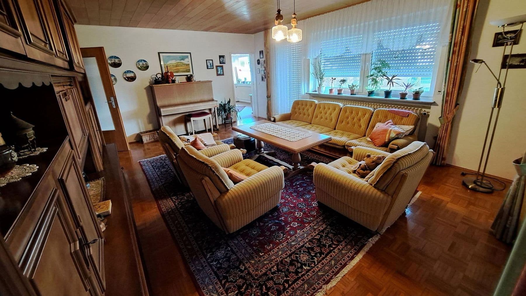 Prodej domu 200 m², pozemek 950 m², Bad Schussenried, Bádensko-Württembersko Prodej domu 200 m², pozemek 950 m², Bad Schussenried, Bádensko-Württembersko