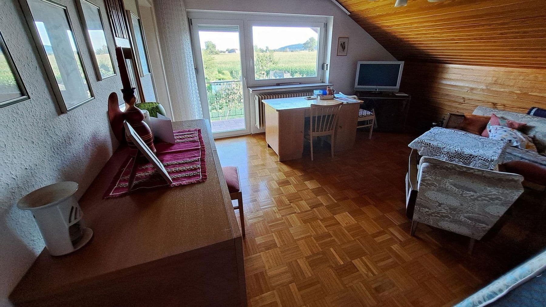 Prodej domu 200 m², pozemek 950 m², Bad Schussenried, Bádensko-Württembersko Prodej domu 200 m², pozemek 950 m², Bad Schussenried, Bádensko-Württembersko