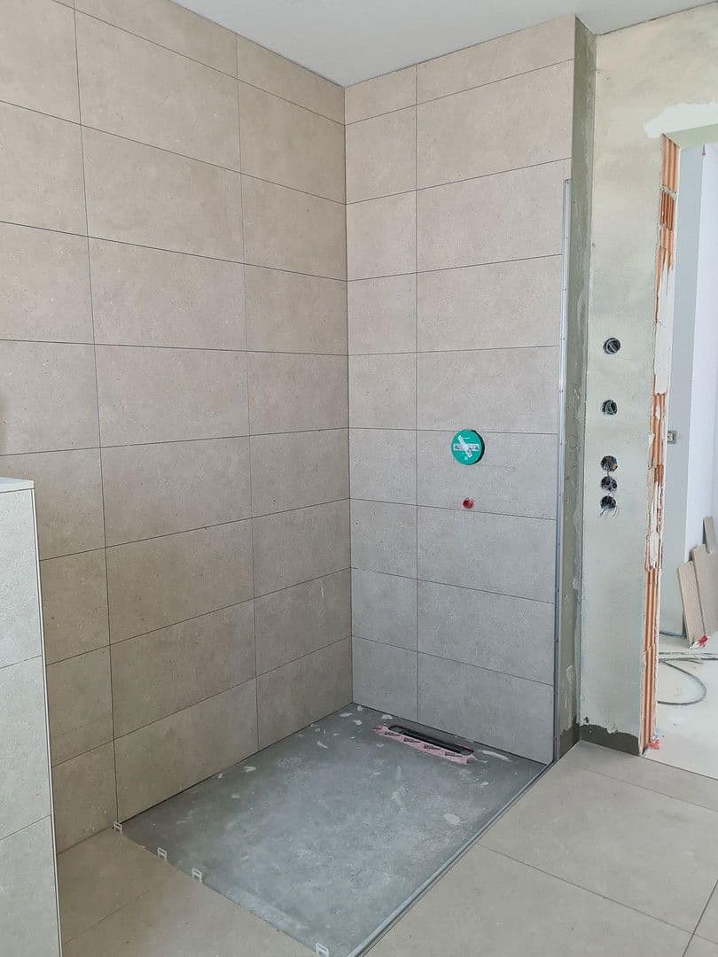 Pronájem bytu 3+1 84 m², Rottenburg am Neckar, Bádensko-Württembersko Pronájem bytu 3+1 84 m², Rottenburg am Neckar, Bádensko-Württembersko