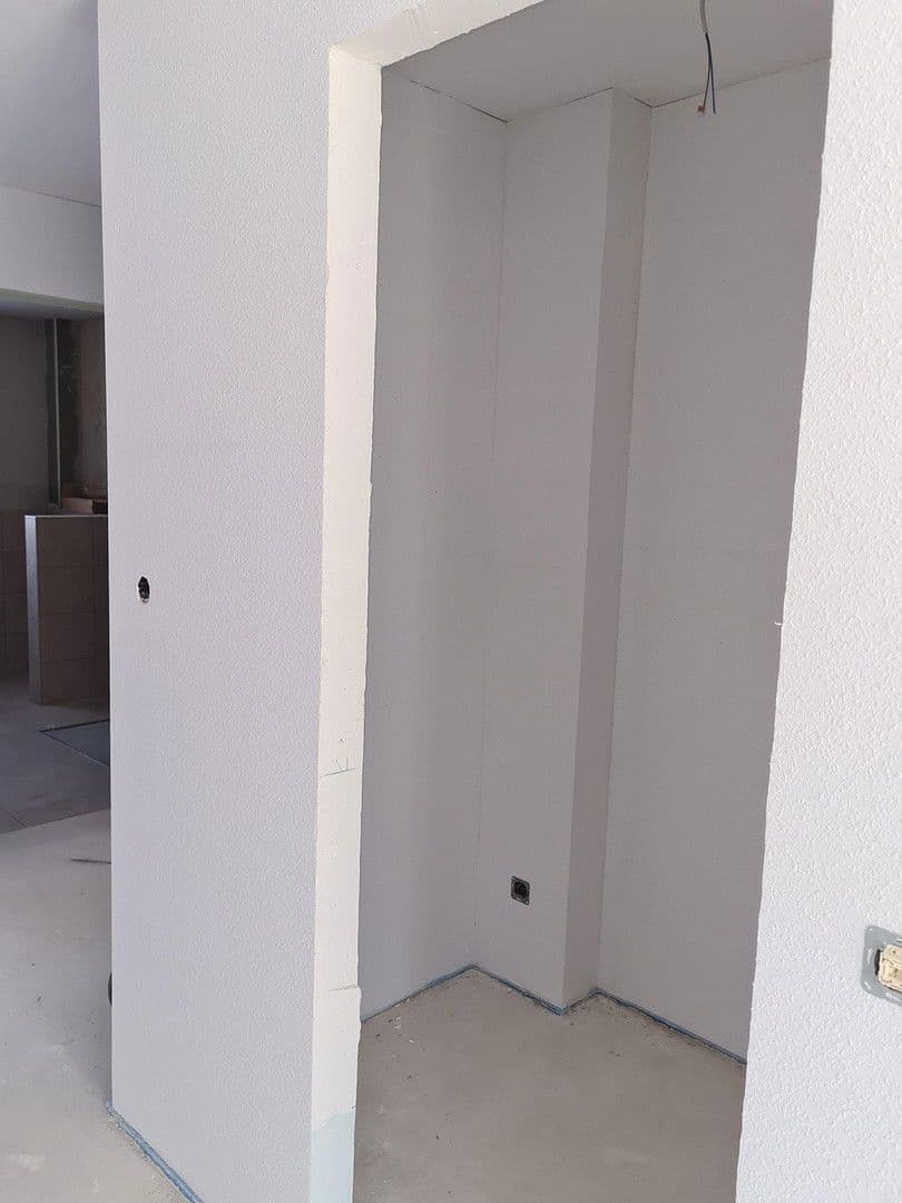 Pronájem bytu 3+1 84 m², Rottenburg am Neckar, Bádensko-Württembersko Pronájem bytu 3+1 84 m², Rottenburg am Neckar, Bádensko-Württembersko