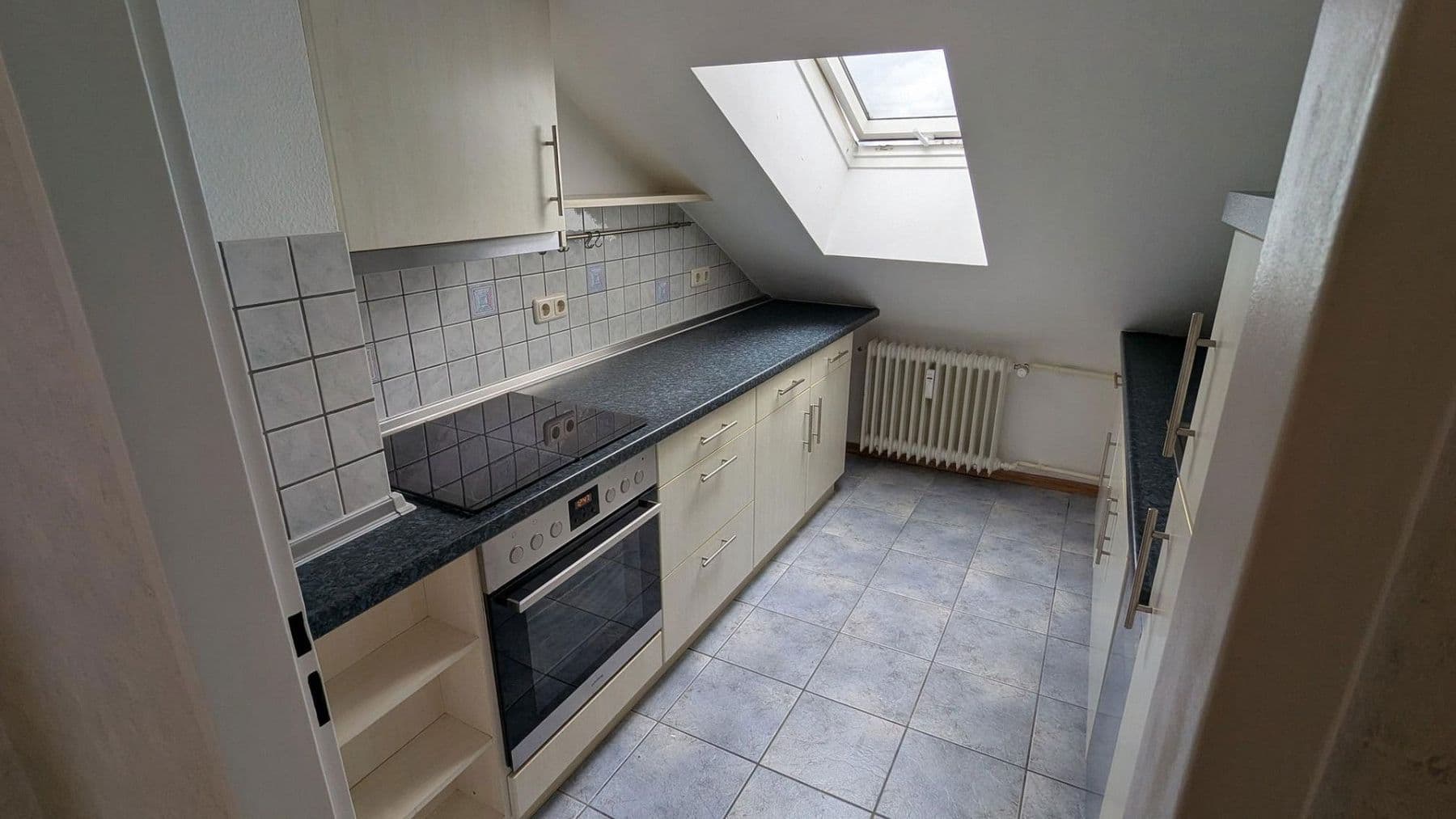 Prodej bytu 3+1 62 m², Johannesweg 15, Maintal, Hessen Prodej bytu 3+1 62 m², Johannesweg 15, Maintal, Hessen