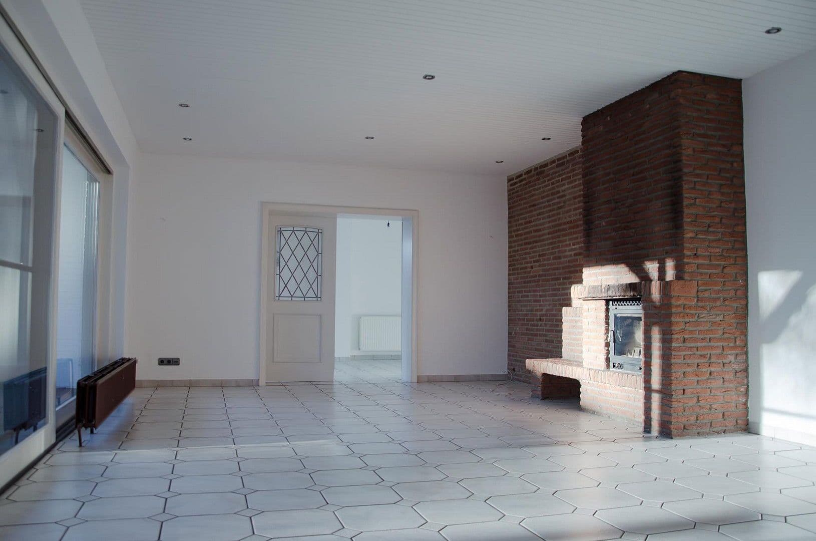 Prodej domu 206 m², pozemek 1.000 m², Quarrendorfer Weg 8, Toppenstedt, Dolní Sasko Prodej domu 206 m², pozemek 1.000 m², Quarrendorfer Weg 8, Toppenstedt, Dolní Sasko