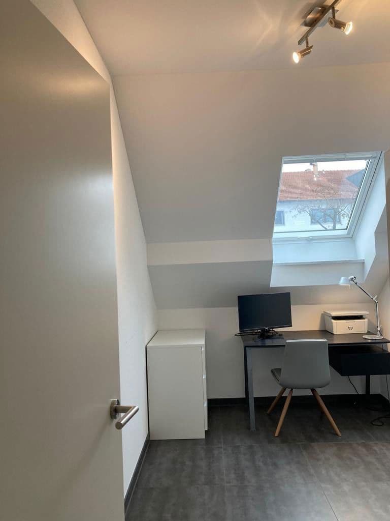 Prodej bytu 3+1 76 m², SCHLEISSHEIMERSTRASSE 419, MÜNCHEN, Bavorsko Prodej bytu 3+1 76 m², SCHLEISSHEIMERSTRASSE 419, MÜNCHEN, Bavorsko