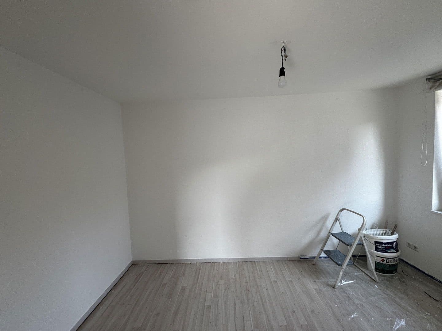 Pronájem bytu 2+1 38 m², Stuttgart, Bádensko-Württembersko Pronájem bytu 2+1 38 m², Stuttgart, Bádensko-Württembersko