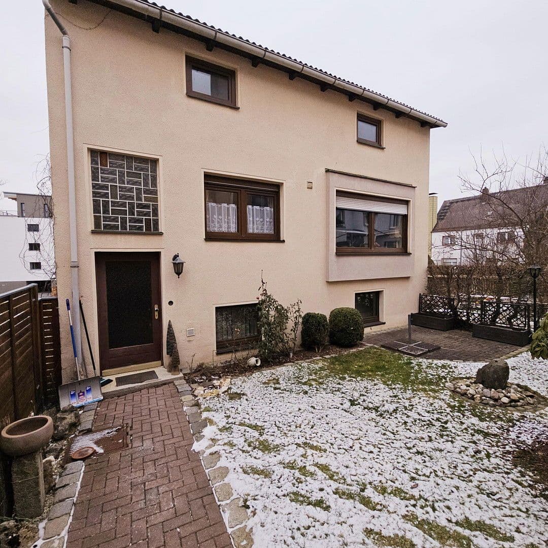 Prodej domu 225 m², pozemek 175 m², Rehau, Bavorsko Prodej domu 225 m², pozemek 175 m², Rehau, Bavorsko