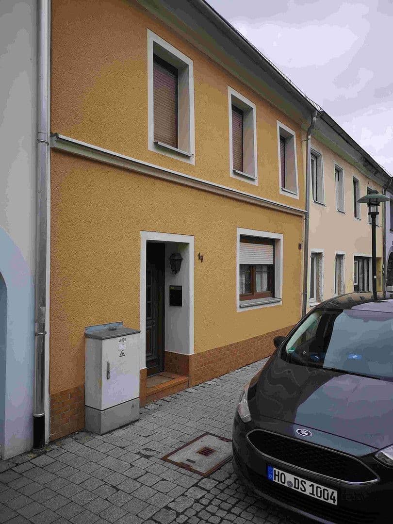 Prodej domu 225 m², pozemek 175 m², Rehau, Bavorsko Prodej domu 225 m², pozemek 175 m², Rehau, Bavorsko