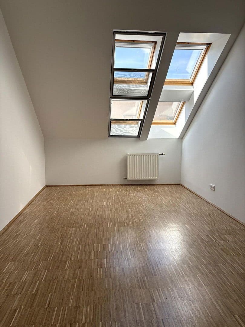 Pronájem bytu 3+1 90 m², Gurkgasse 26, Wien, Wien Pronájem bytu 3+1 90 m², Gurkgasse 26, Wien, Wien