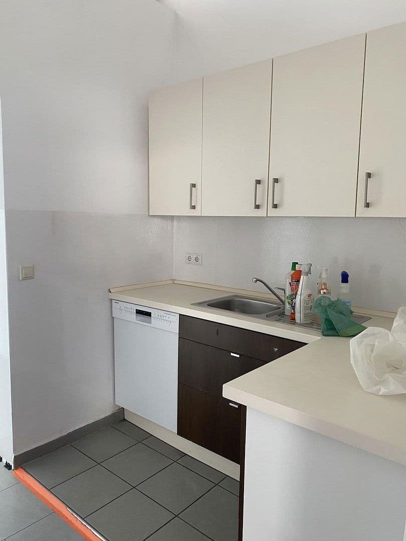 Pronájem kanceláře 135 m², August-Bebel-Str. 8, Frankenthal, Porýní-Falc Pronájem kanceláře 135 m², August-Bebel-Str. 8, Frankenthal, Porýní-Falc