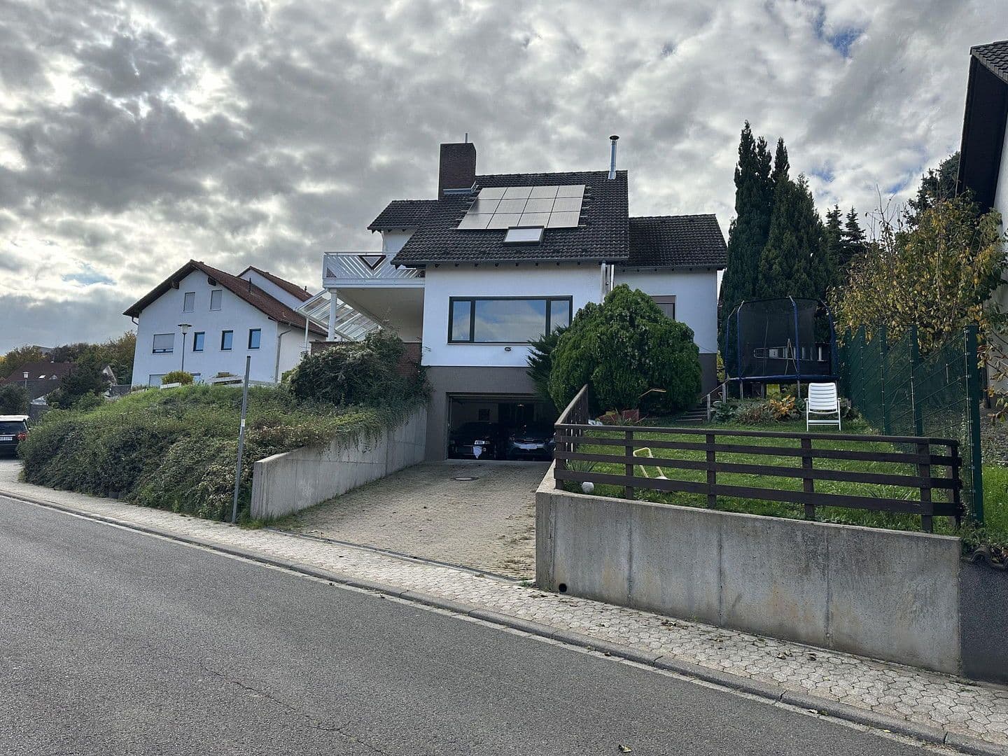 Prodej domu 240 m², pozemek 741 m², Laubenheim, Porýní-Falc Prodej domu 240 m², pozemek 741 m², Laubenheim, Porýní-Falc
