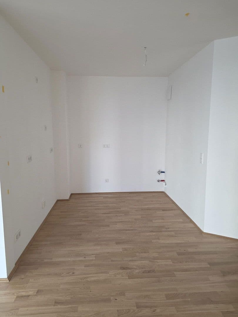 Pronájem bytu 3+1 76 m², Darmstadt, Hessen Pronájem bytu 3+1 76 m², Darmstadt, Hessen