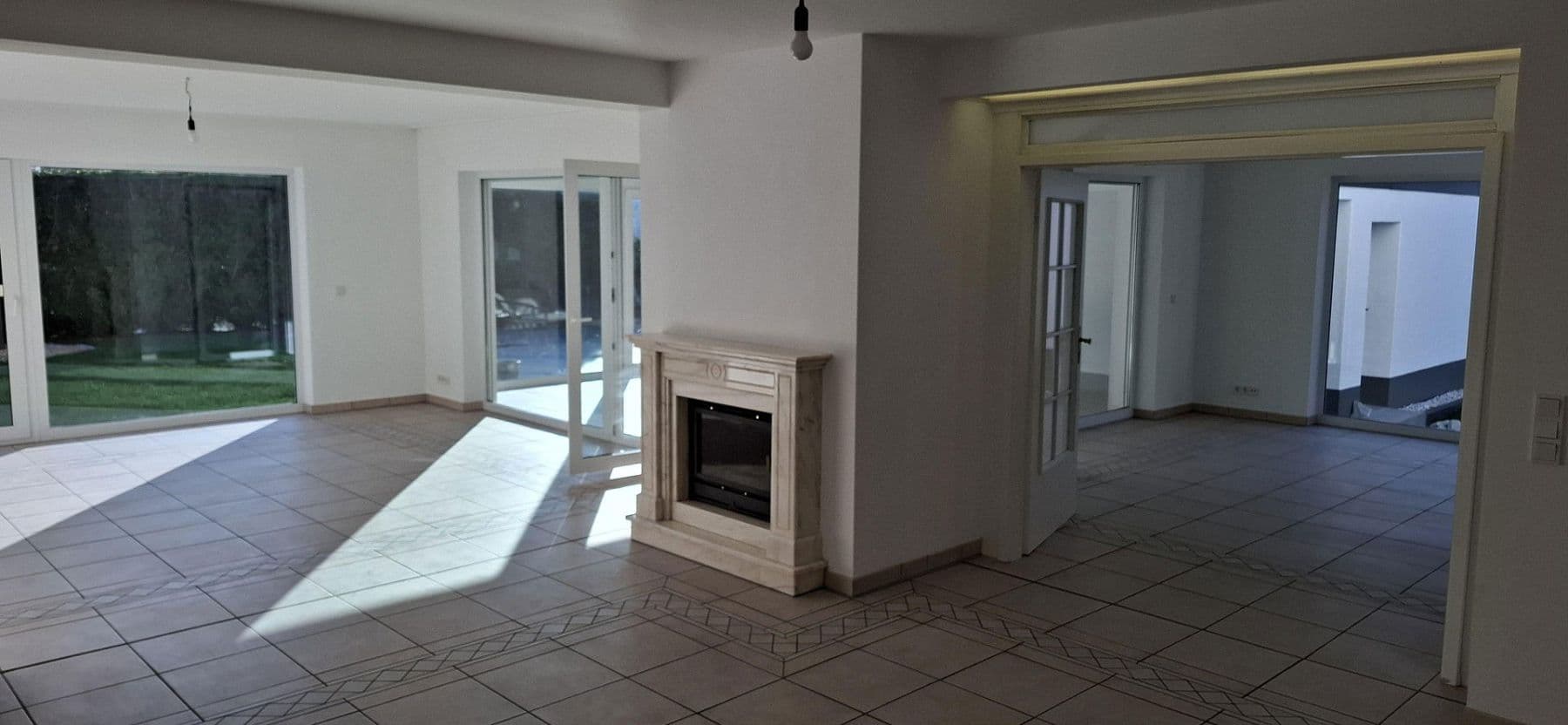 Prodej domu 526 m², pozemek 993 m², Auf dem Niederberg 26 - 26a, Sankt Augustin, Severní Porýní-Vestfálsko Prodej domu 526 m², pozemek 993 m², Auf dem Niederberg 26 - 26a, Sankt Augustin, Severní Porýní-Vestfálsko