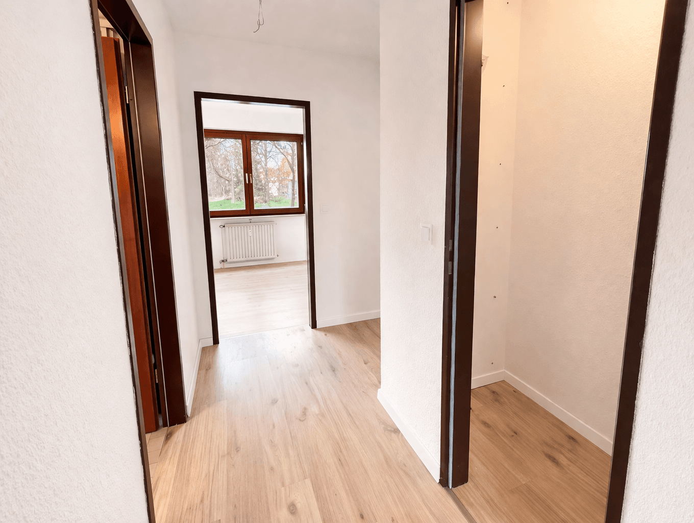 Pronájem bytu 4+1 90 m², Ulm, Bádensko-Württembersko Pronájem bytu 4+1 90 m², Ulm, Bádensko-Württembersko