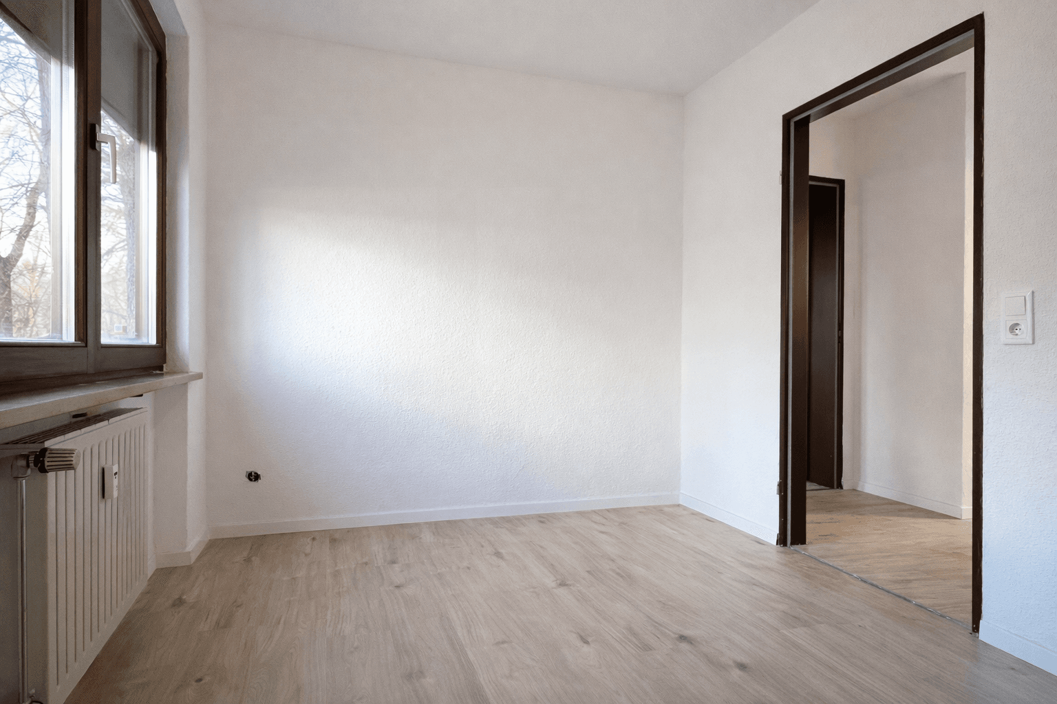 Pronájem bytu 4+1 90 m², Ulm, Bádensko-Württembersko Pronájem bytu 4+1 90 m², Ulm, Bádensko-Württembersko