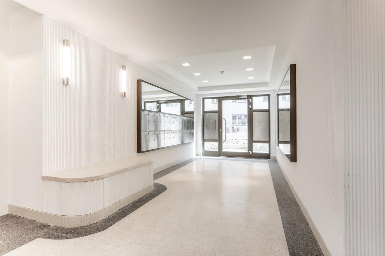 Prodej bytu 4+1 108 m², Hohenstaufenstr. 9, Berlin, Berlín Prodej bytu 4+1 108 m², Hohenstaufenstr. 9, Berlin, Berlín