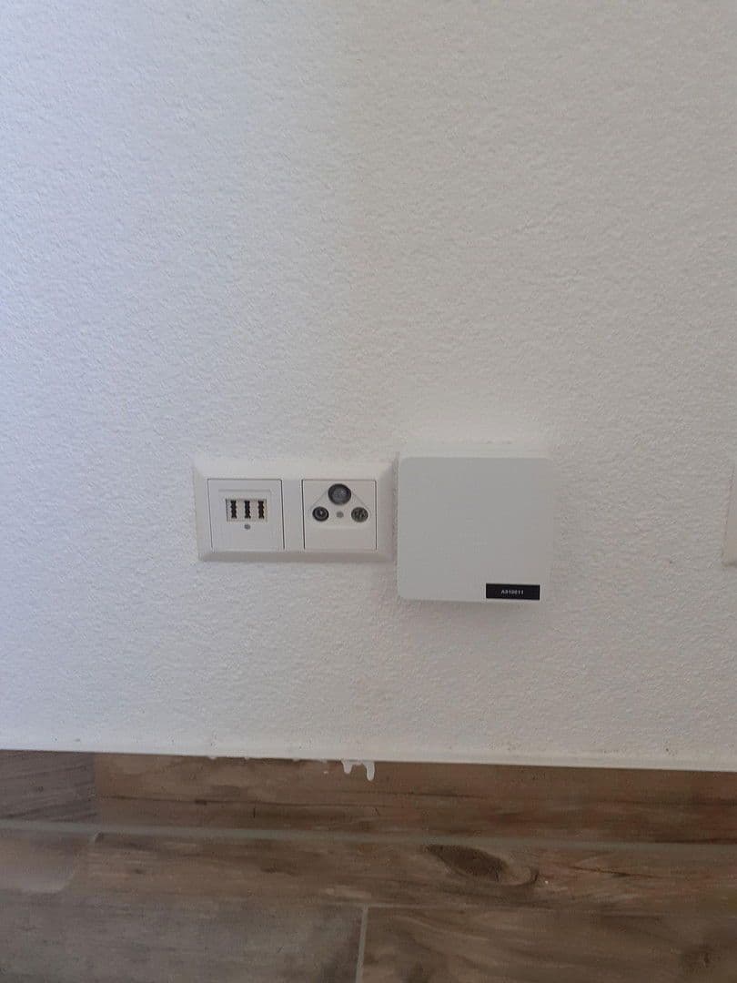 Pronájem bytu 3+1 80 m², Oederan, Sasko Pronájem bytu 3+1 80 m², Oederan, Sasko