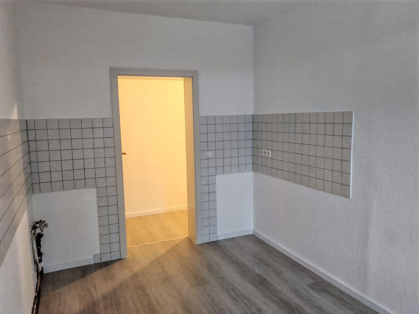 Pronájem bytu 3+1 80 m², Oederan, Sasko Pronájem bytu 3+1 80 m², Oederan, Sasko