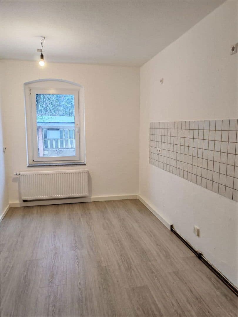 Pronájem bytu 3+1 80 m², Oederan, Sasko Pronájem bytu 3+1 80 m², Oederan, Sasko