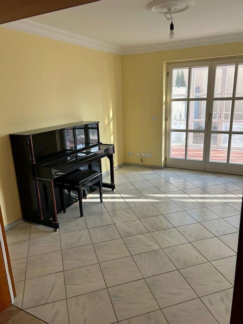 Prodej domu 192 m², pozemek 306 m², Hallbergmoos, Bavorsko Prodej domu 192 m², pozemek 306 m², Hallbergmoos, Bavorsko