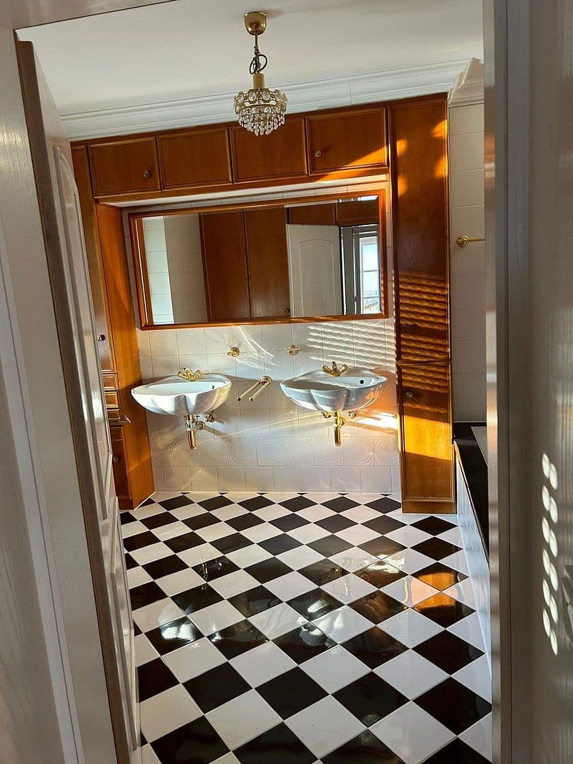 Prodej domu 192 m², pozemek 306 m², Hallbergmoos, Bavorsko Prodej domu 192 m², pozemek 306 m², Hallbergmoos, Bavorsko