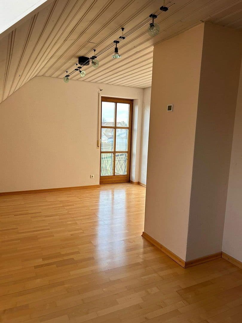Prodej domu 192 m², pozemek 306 m², Hallbergmoos, Bavorsko Prodej domu 192 m², pozemek 306 m², Hallbergmoos, Bavorsko