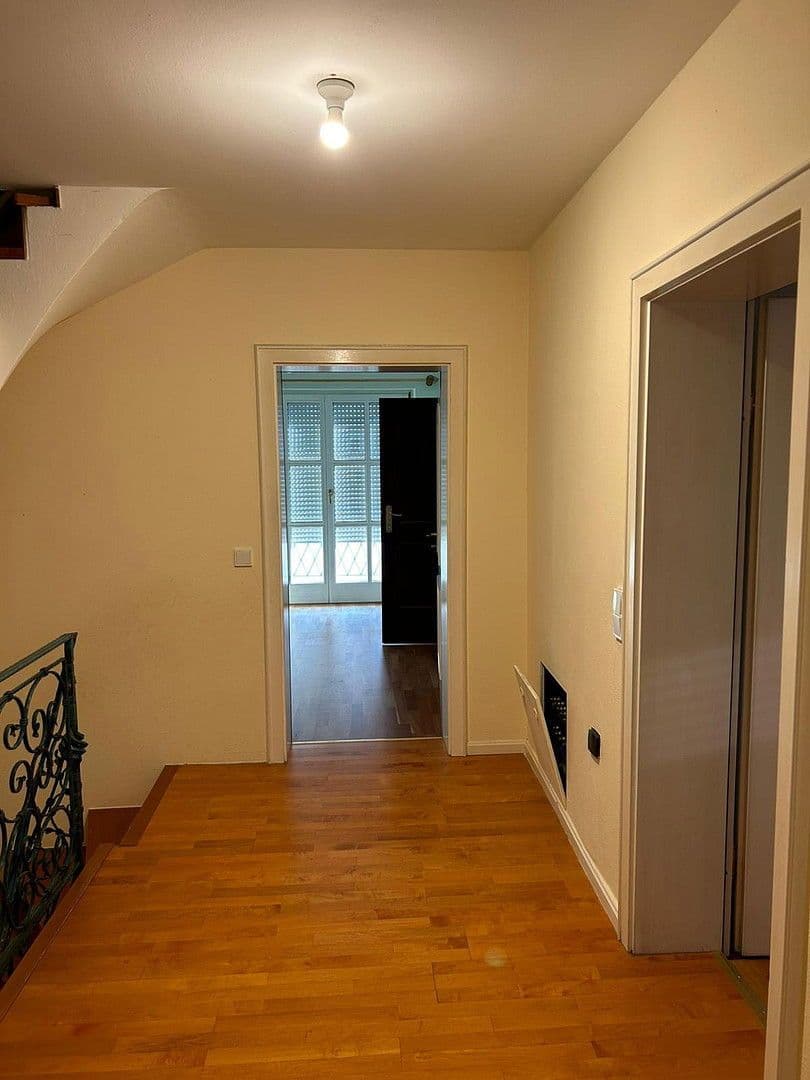 Prodej domu 192 m², pozemek 306 m², Hallbergmoos, Bavorsko Prodej domu 192 m², pozemek 306 m², Hallbergmoos, Bavorsko