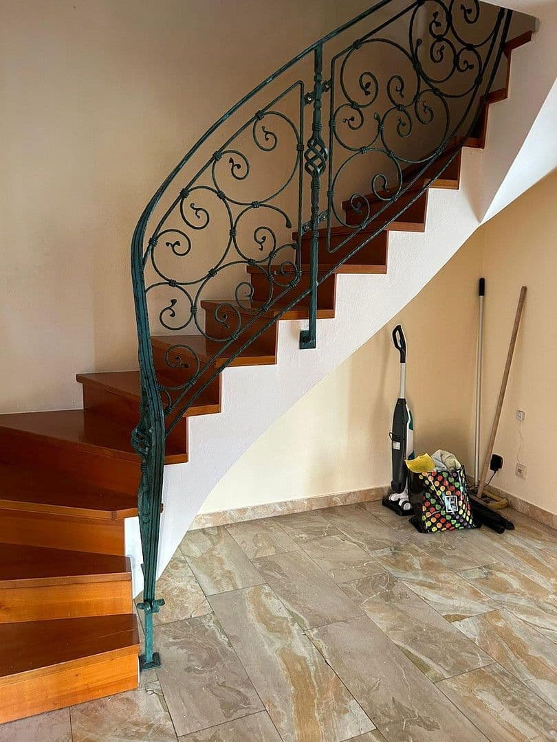 Prodej domu 192 m², pozemek 306 m², Hallbergmoos, Bavorsko Prodej domu 192 m², pozemek 306 m², Hallbergmoos, Bavorsko