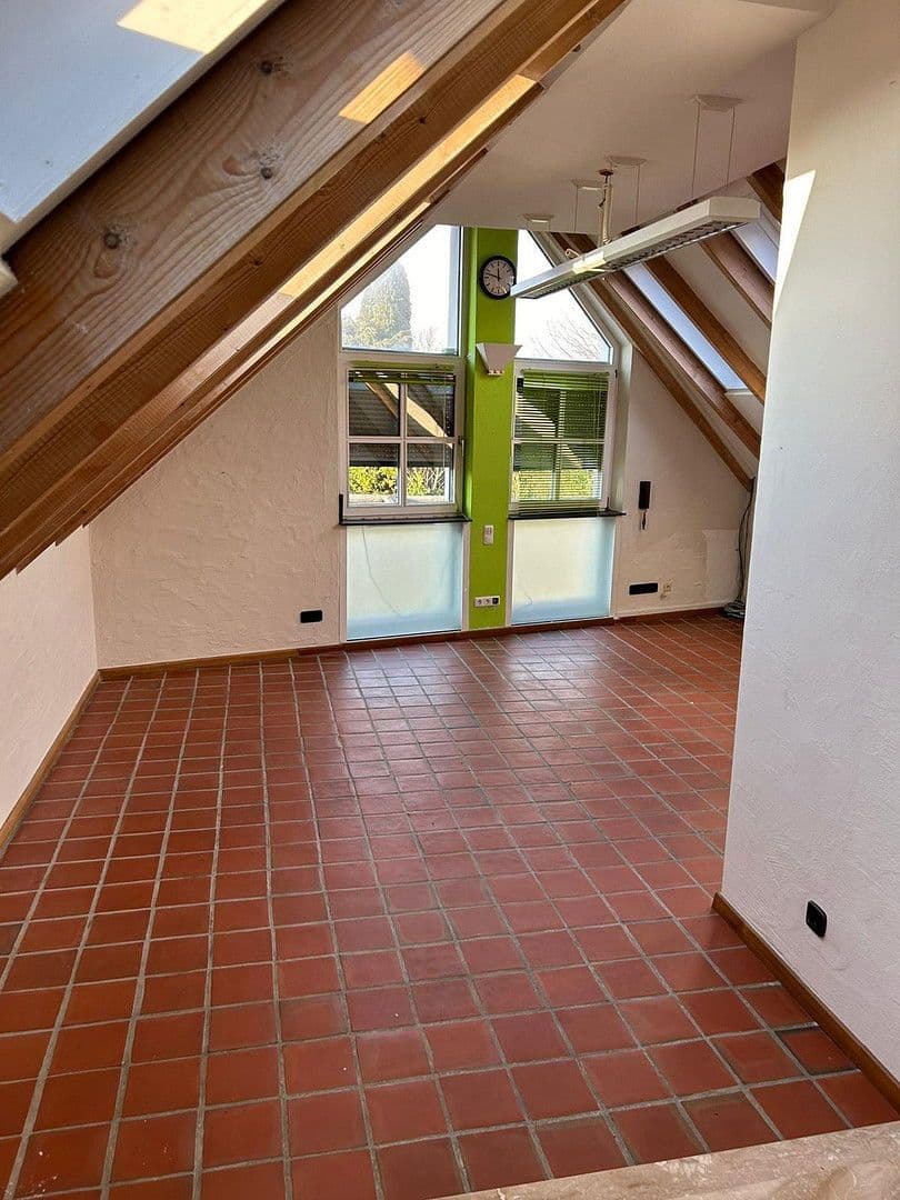 Prodej domu 192 m², pozemek 306 m², Hallbergmoos, Bavorsko Prodej domu 192 m², pozemek 306 m², Hallbergmoos, Bavorsko