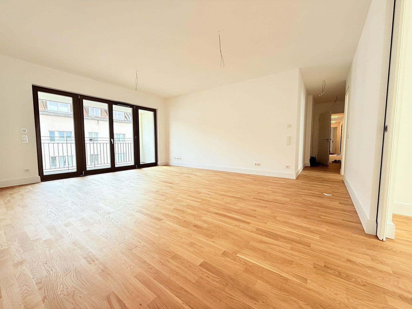 Prodej bytu 3+1 72 m², Hohenstaufenstr. 9, Berlin, Berlín Prodej bytu 3+1 72 m², Hohenstaufenstr. 9, Berlin, Berlín