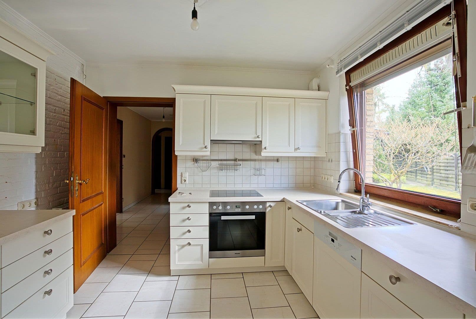 Pronájem bytu 4+1 166 m², Uferallee 16, Bad Bevensen, Dolní Sasko Pronájem bytu 4+1 166 m², Uferallee 16, Bad Bevensen, Dolní Sasko