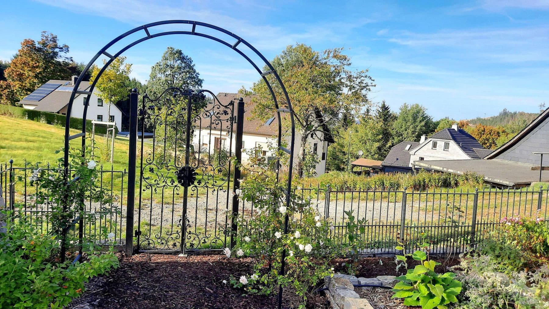 Prodej domu 358 m², pozemek 27.458 m², Gerinneweg 13, Ludwigsstadt, Bavorsko Prodej domu 358 m², pozemek 27.458 m², Gerinneweg 13, Ludwigsstadt, Bavorsko