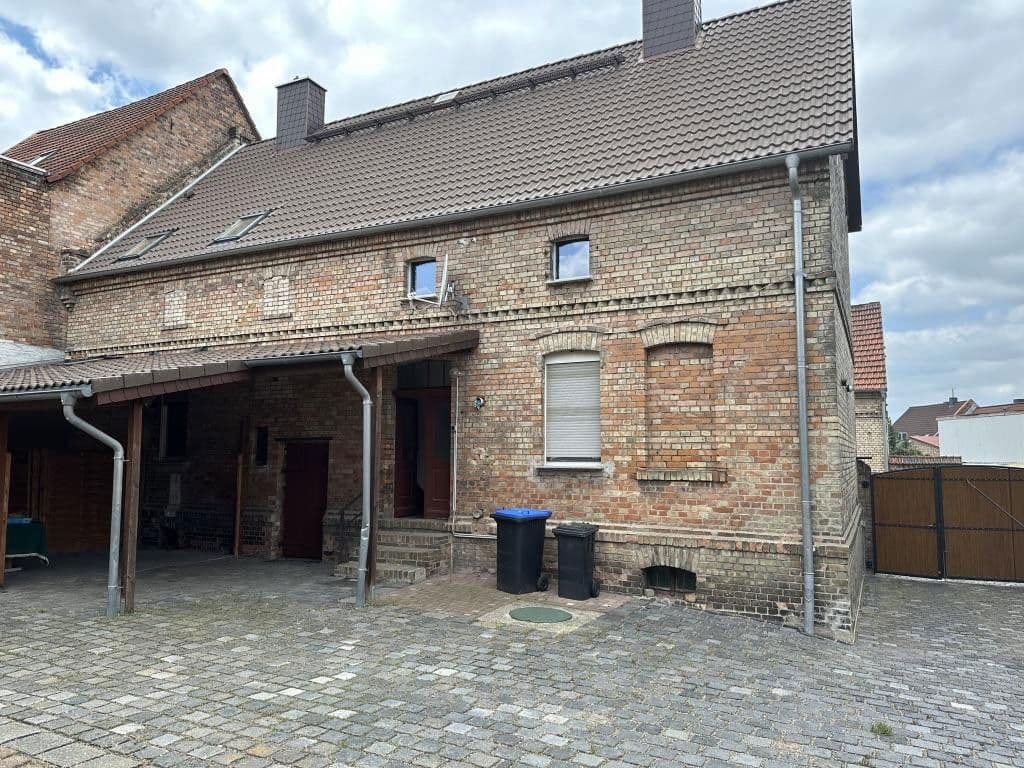 Prodej domu 220 m², pozemek 649 m², Seegebiet Mansfelder Land, Sasko-Anhaltsko Prodej domu 220 m², pozemek 649 m², Seegebiet Mansfelder Land, Sasko-Anhaltsko